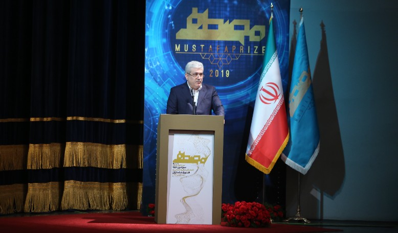 تجلیل از 5 برگزیده و سخنرانی معاون علمی و فناوری ریاست‌جمهوری