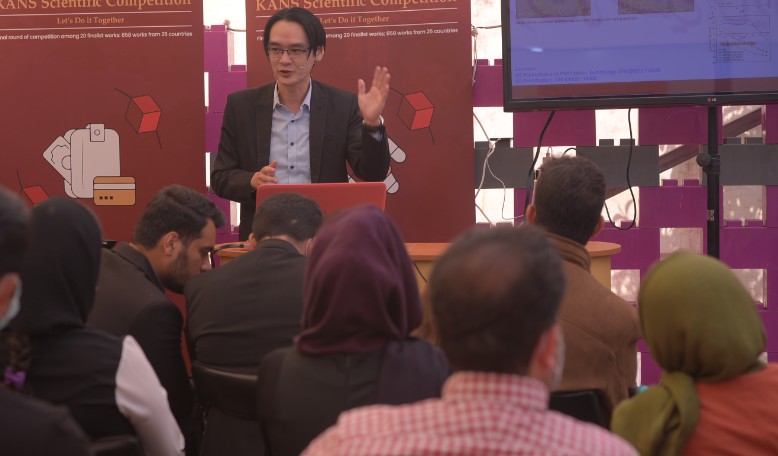 Young scientists shared their achievements with the public in Science Cafés