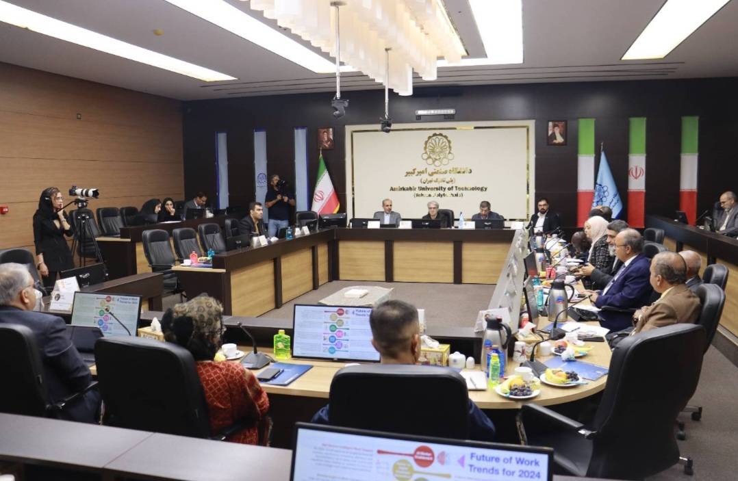 مهاجرت نخبگان به کشورهای اروپایی و آمریکایی چالش جهان اسلام