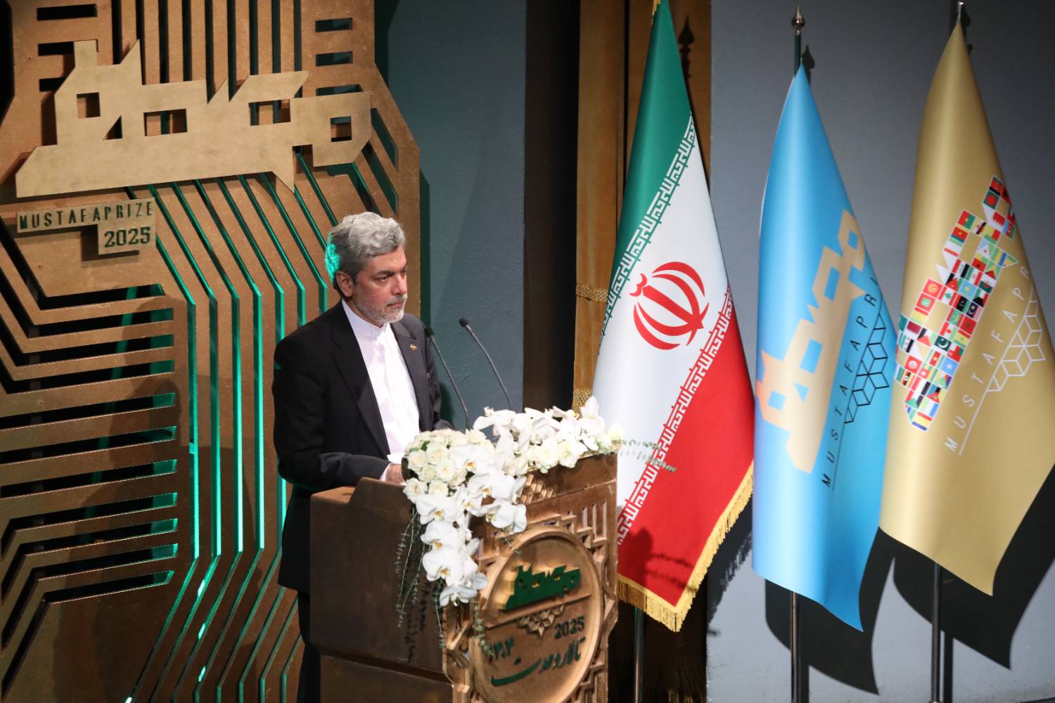 جهان اسلام در حیطه فناوری‌های نوظهور به موقع ورود و سرمایه‌گذاری کند