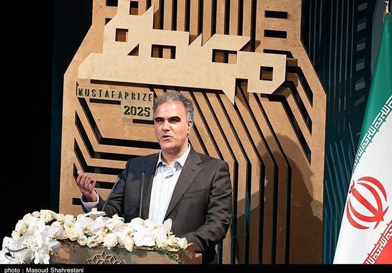 برگزیده ایرانی جایزه مصطفی(ص) چگونه سرعت جستجوی داده را ۴۰ برابر کرد؟